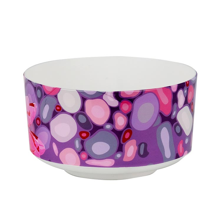 Formowanie wtryskowe misek z tworzyw sztucznych w etykiecie formy